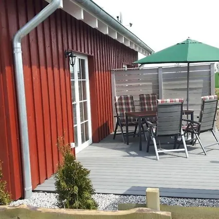 Schoenes In Mit Terrasse Und Grill *